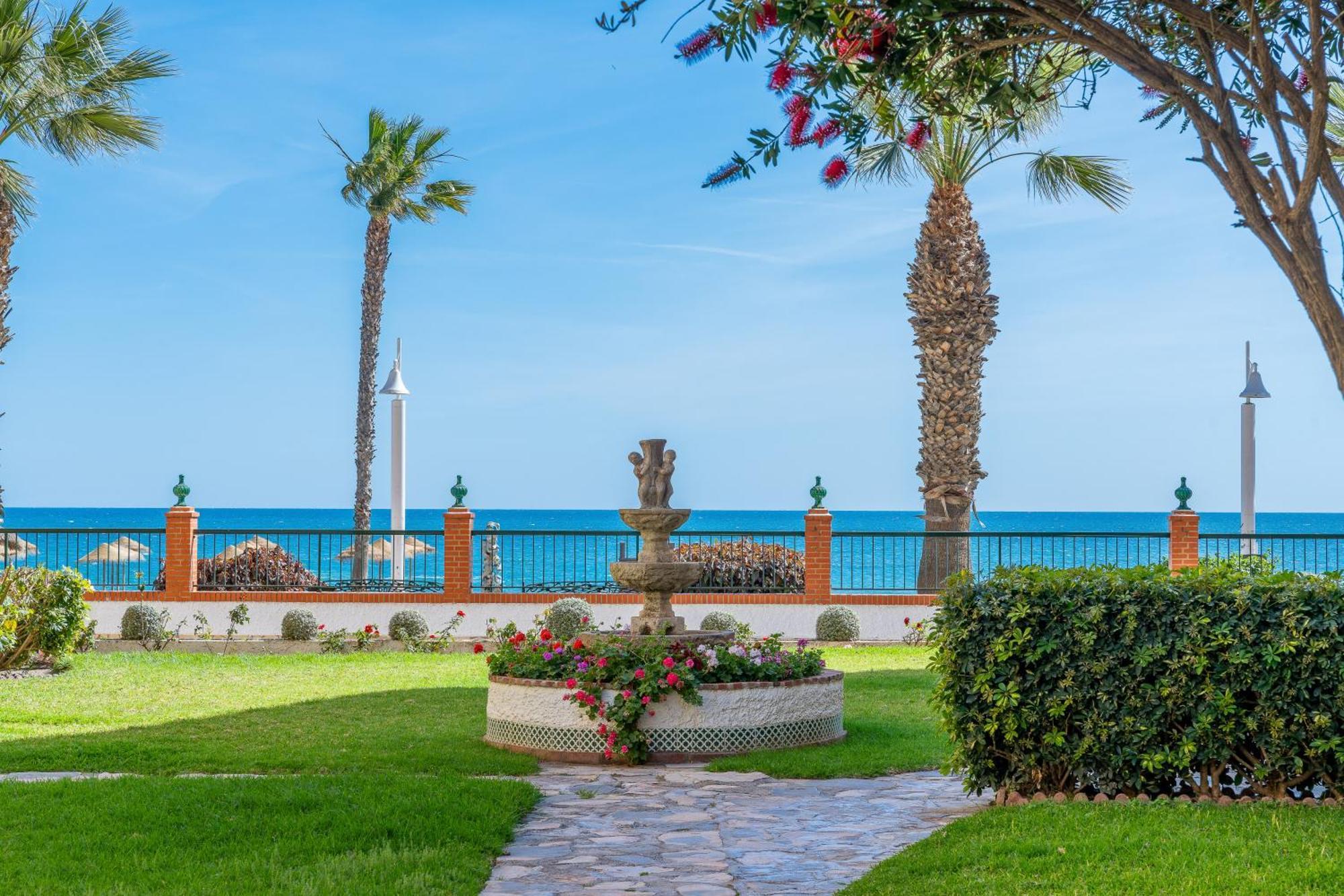 Rincon Playa, Terraza Y Piscina Rincón de la Victoria